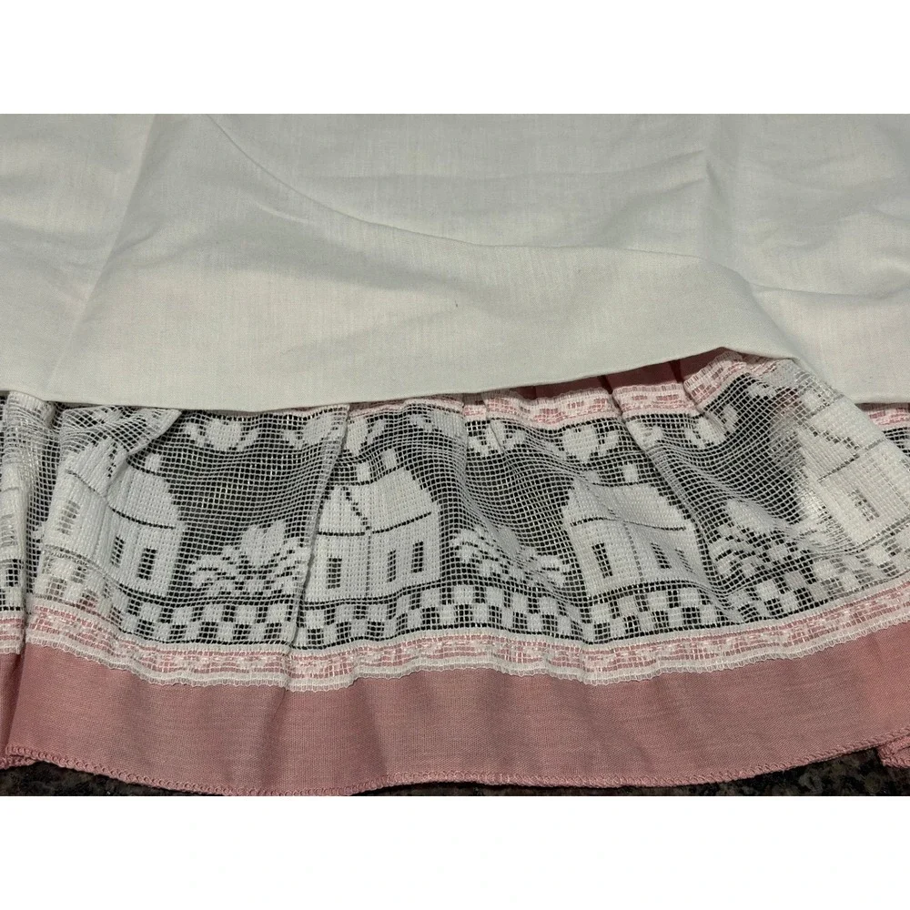Vintage Cottage Core Window Valance White Pink Lace House Heart Motif 60x15.5‎